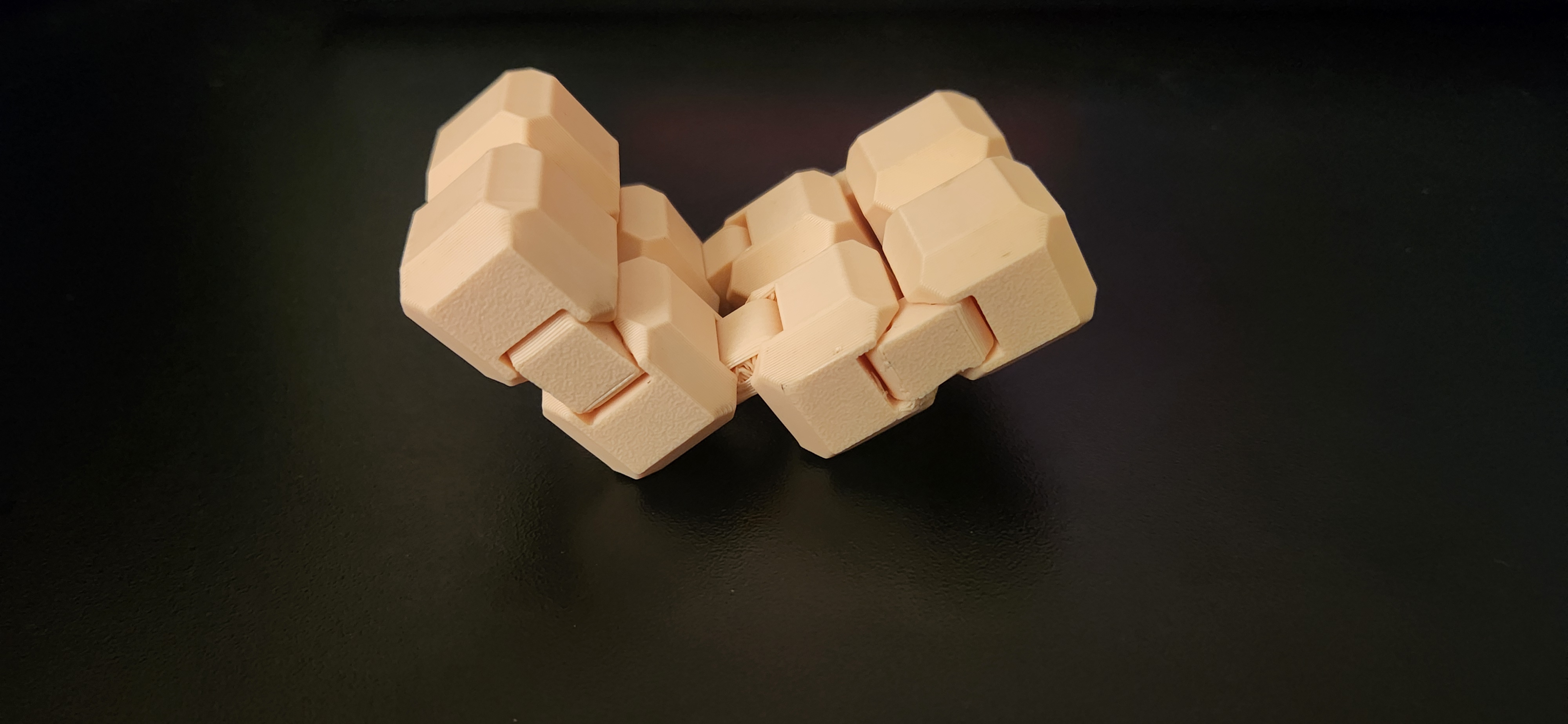 Infinite Cube | المكعب اللانهائي