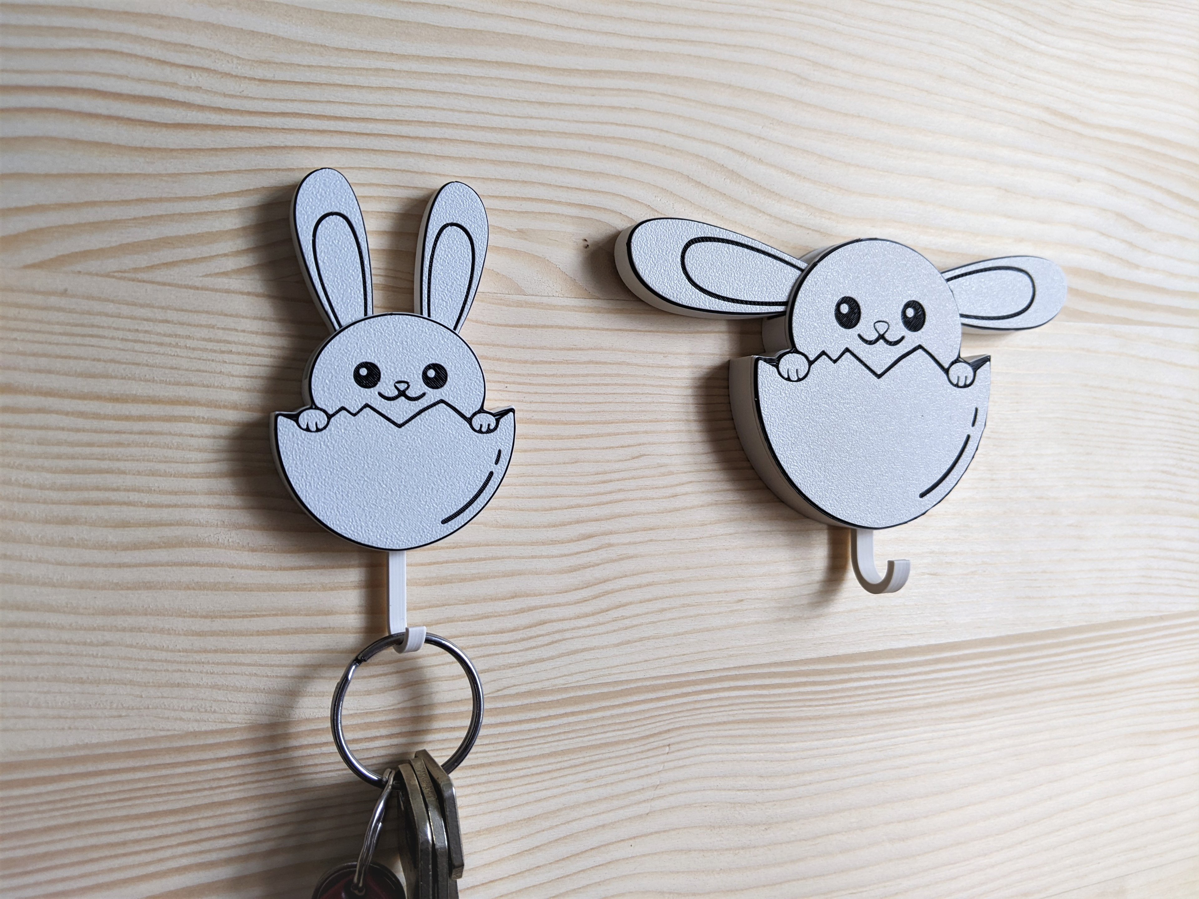 Bunny Key Holder | علّاقة مفاتيح بأذنين متحركتين 3